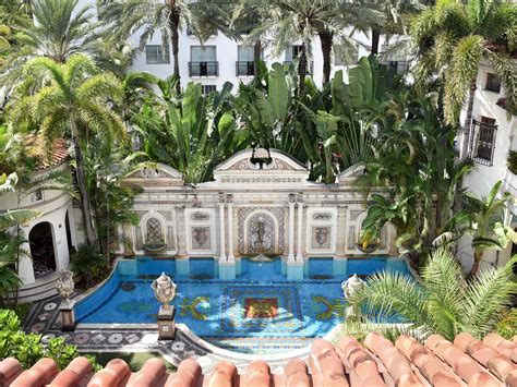 versace the mansion